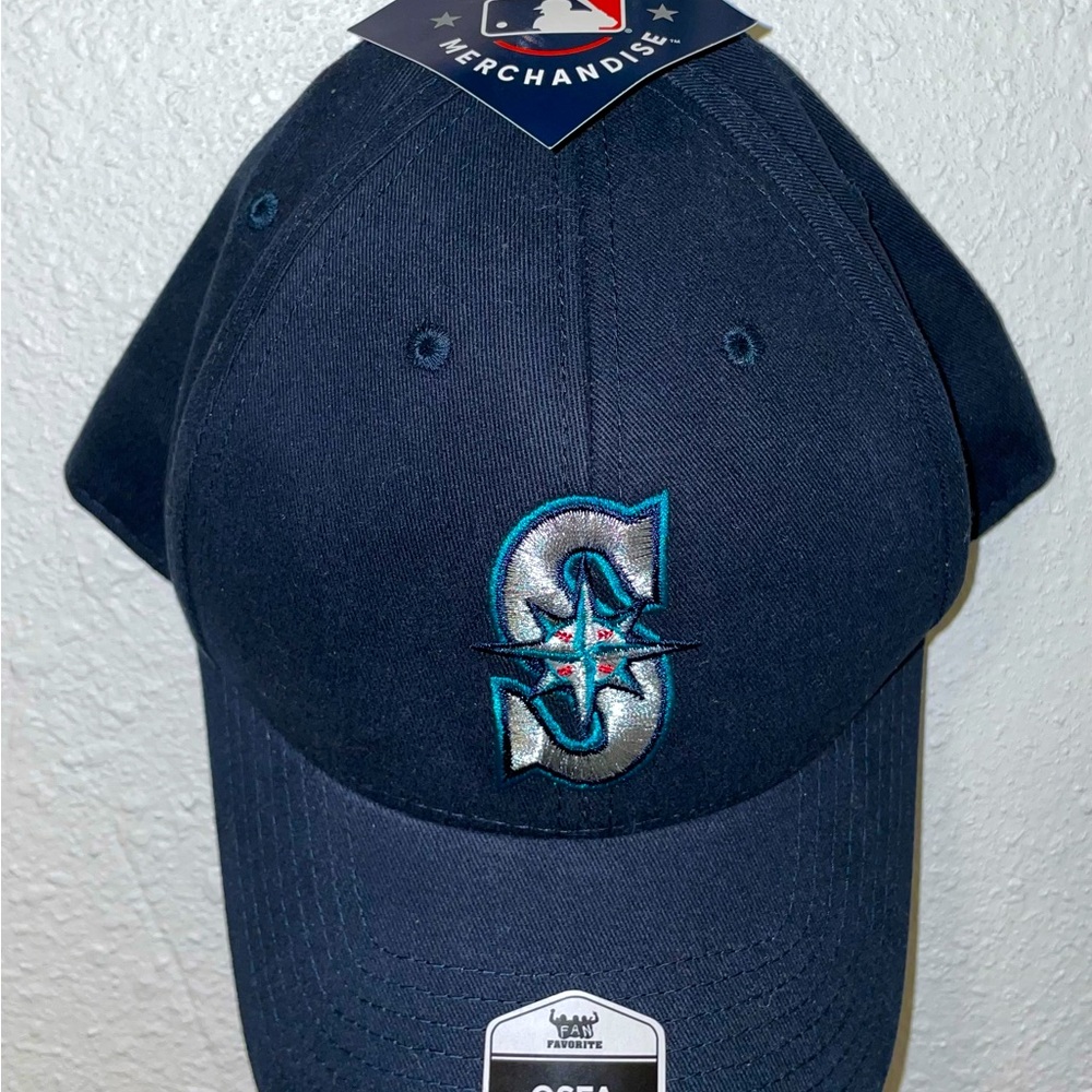 Seattle Mariners cap
Official merchandise - unisex